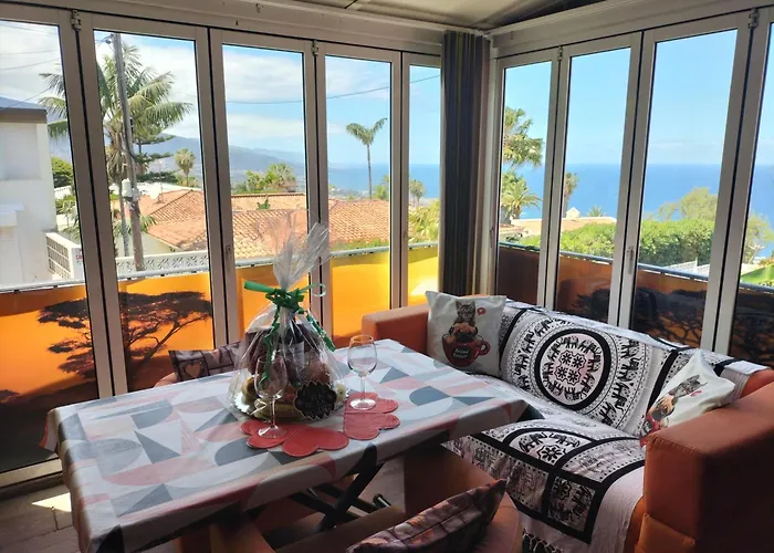 Ma Petite Illusion,Sunset,Ocean View